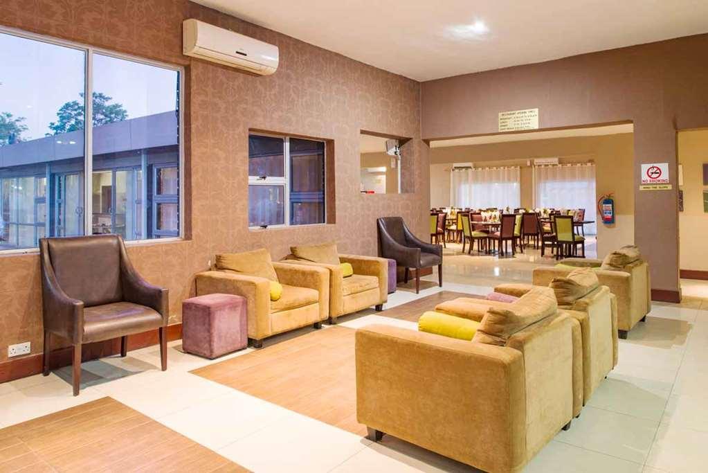 Kadoma Hotel & Conference Centre Beltér fotó