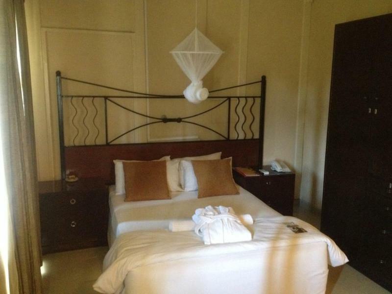 Kadoma Hotel & Conference Centre Kültér fotó